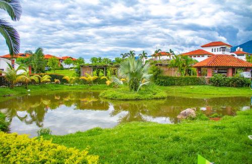 Campoalegre Hotel | CASA BOHEMIA - Resort de Cerveza y vino