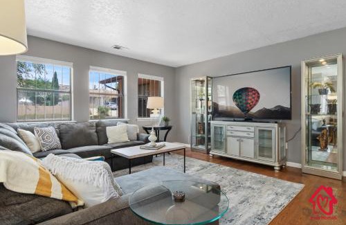 Westside House | Casa Bonita - An Irvie Home