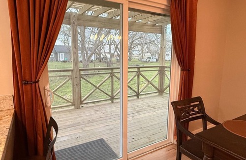 Van Vleck House | Casa Bonita Van Vleck, Pet Friendly