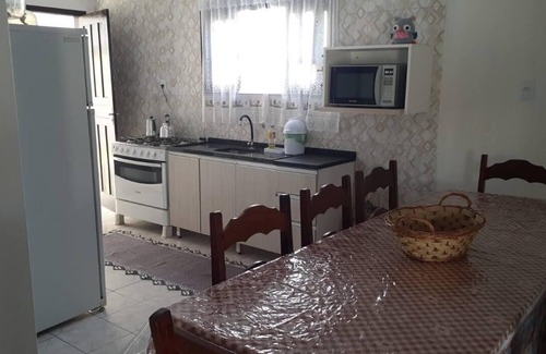 Balneario Arroio do Silva House | Casa Proximo ao Mar, com Mesa de Sinuca