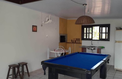 Balneario Arroio do Silva House | Casa Proximo ao Mar, com Mesa de Sinuca