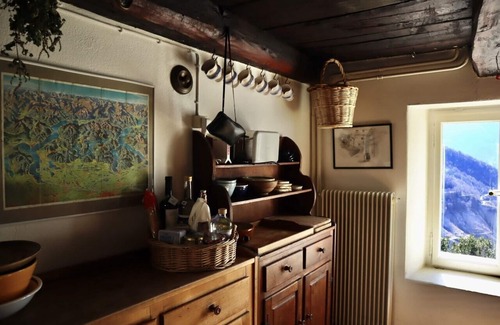 Mergoscia Apartment | Casa Bruja