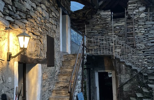 Mergoscia Apartment | Casa Bruja