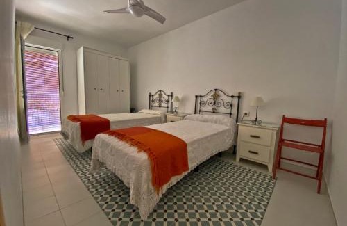 Aracena House | Casa céntrica con bonito jardín con 3 dormitorios