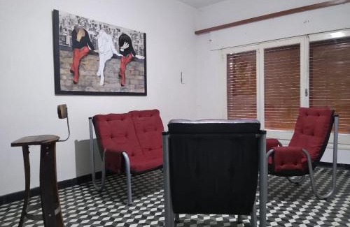 Cuadro Nacional House | Casa céntrica El Rosal (cabaña)