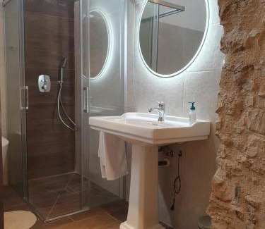 Sant Joan de Les Abadesses Apartment | Casa Clotilde - Apartamento elegante y cómodo en Sant Joan de les Abadesses