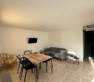 Macrozona Bahia Redonda y Primeros Faldeos House | Casa Cabaña Ice City 3