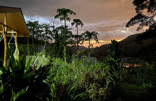 Monteverde Cabin | Casa Cacique surrounded by nature and beauty