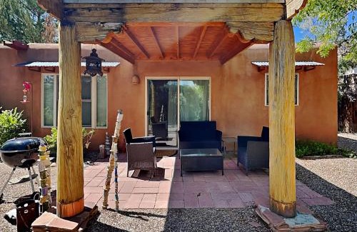 Santa Fe House | Casa Calabaza