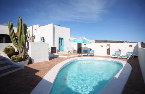 Yaiza Villa | Casa Camella