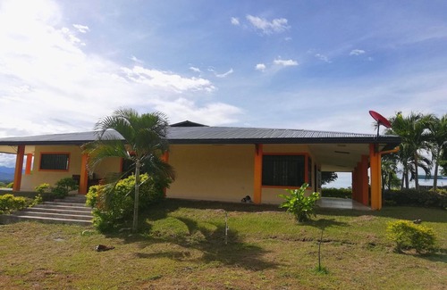 Rivera House | Casa Campestre - Campos de Bethel
