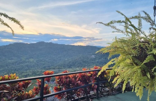 La Mesa House | Casa Campestre Rodeada de un Hermoso Paisaje