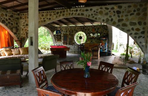 Corozal Bed & Breakfast | Casa Cangrejal B&B Hotel