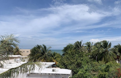 Chelem House | Casa Canukatan - A Modern Mexican Beach Villa