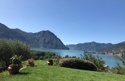 Costa Volpino House | Casa CAPONETTI