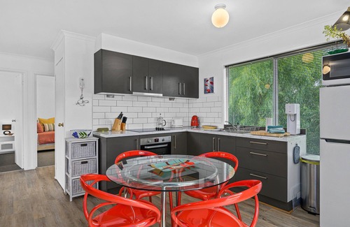 Aldinga Beach Cabin | Casa Capri ~ Aldinga Beach - Beach Getaway Nestled Between Blue Waters the Bush