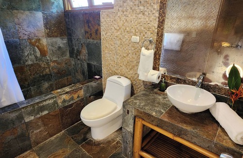 Livingston Hotel | CASA CARIBE HOTEL
