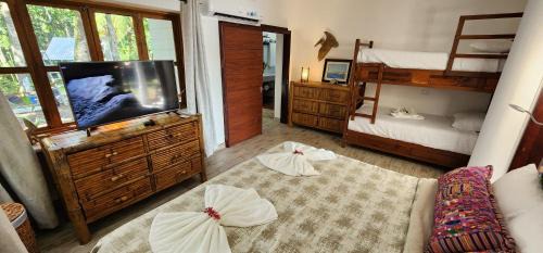 Livingston Hotel | Casa Caribe Hotel
