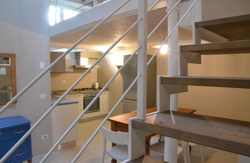 Lazise Old Town Apartment | Casa Carlottina - Loft in the heart of Lazise