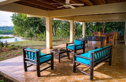 Rancho Santana House | Casa Carolina · Casa Carolina - Luxurious beach home in Santana