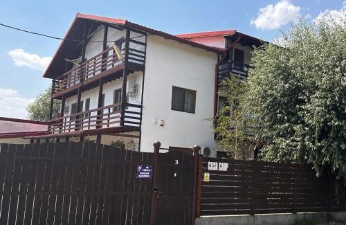 Calarasi House | Casa Carp Calarasi