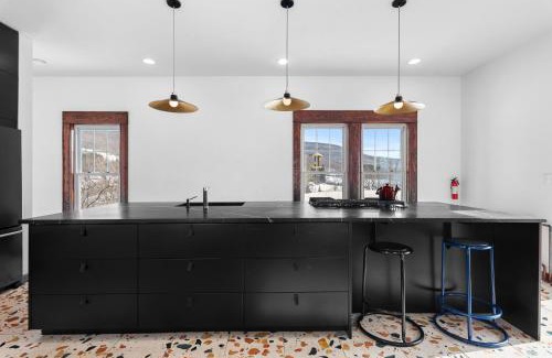 New Kingston House | Casa Catskills