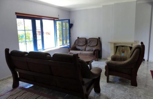 Paco Apartment | Casa Cecilia Seaside Serenity and Coastal Charm