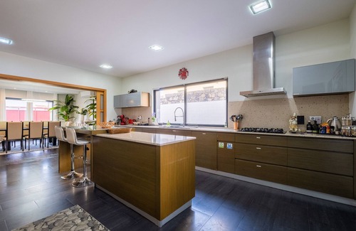 Ponta Garca House | Casa Celeste-Deluxe Ocean View/Heated Pool