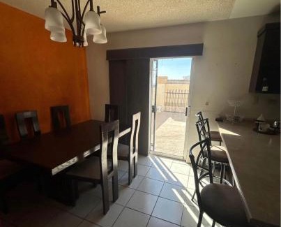 Chihuahua Apartment | Casa cerca del aeropuerto
