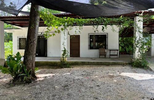 Flores House | Casa cerca del aeropuerto Peten