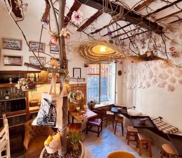 Abarán Hotel | CASA CERCANA LA CASA de LA ALEGRIA