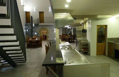 Azqueta Cottage | Casa Cerio for 28 people