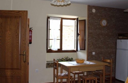 Figueras (Castropol) Cottage | Casa Cerolleiro Apartments: apartment for 4 people