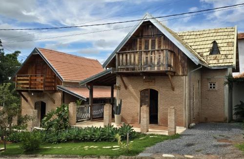 Sao Jose da Barra Ski Chalet | Casa/chalé Furnas - Capitólio MG