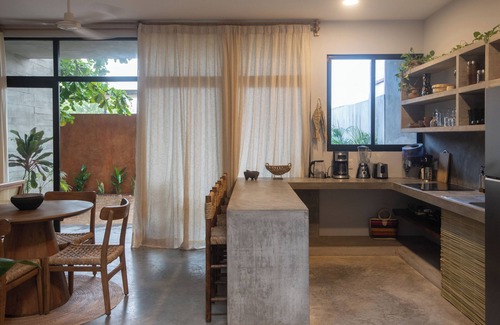 Brisas de Zicatela House | CASA CHANDRA - 3 rooms/AC/Fast Wifi in La Punta
