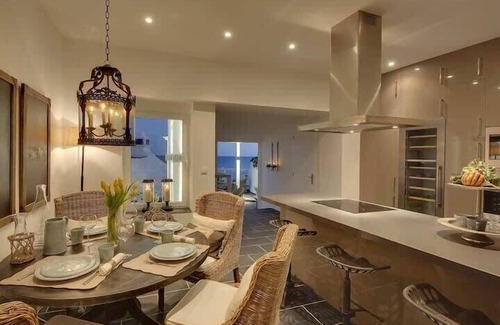Peneco Beach Villa | Casa Chanel - Ocean front with rooftop SPA Jacuzzi