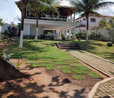 Pau Amarelo House | Casa charmosa a beira mar