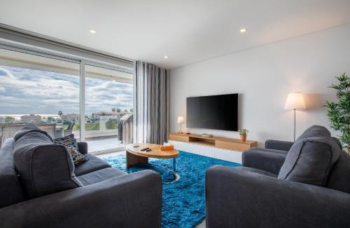 Porto de Mos Apartment | Casa Chloe Luxury Oceanview Penthouse