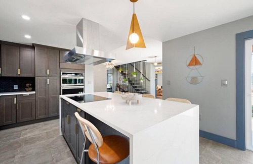 Lakewood House | Casa Cielo NEW! Steilacoom Lakefront Retreat