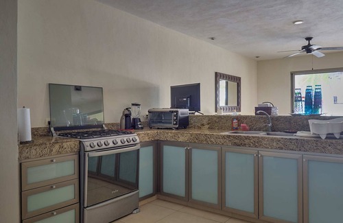 Ixil House | Casa Cocovero's - Yucatan Home Rentals