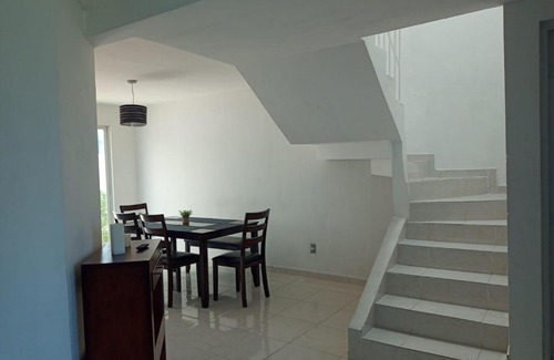 Celaya Apartment | Casa Colibrí