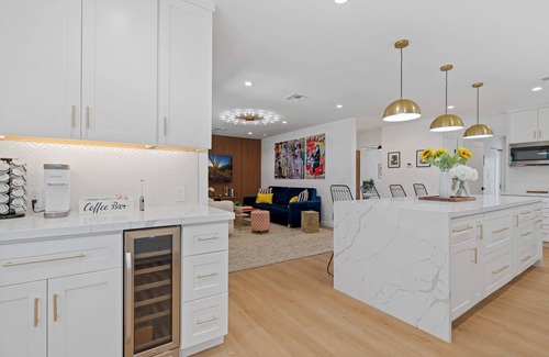 Jefferson Park House | Casa Colibri- Hot Tub, Remodeled, 2 Br/2 Bath near UofA and Banner Medical.
