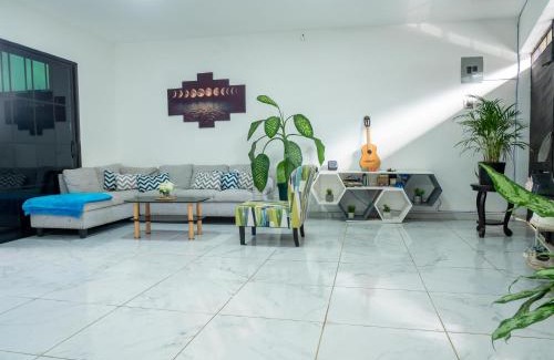 Juayua House | Casa CoLiving