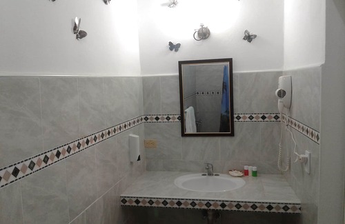 Centro Havana House | Casa Colonial Tatiana y Jose