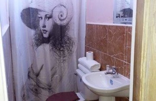 Centro Havana Bed & Breakfast | Casa Colonial Yadilis y Yoel