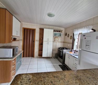 Morretes House | Casa Colorada Morretes 2 minutos do centro