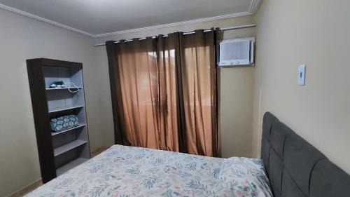 Rio das Ostras House | Casa com 2 banheiros, 3 Quartos e Churrasqueira