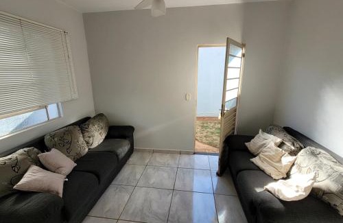 Aero Rancho House | Casa com 2 quartos no Aero Rancho