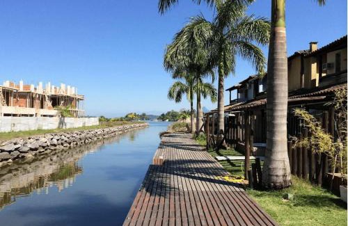 Japuiba House | Casa com deck navegável e jacuzzi em Angra dos Reis RJ - Praia da Ribeira