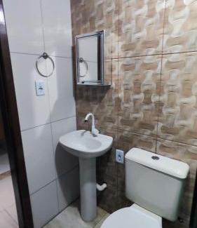 Rio das Ostras House | Casa com Garagem, 3 Quartos e Churrasqueira